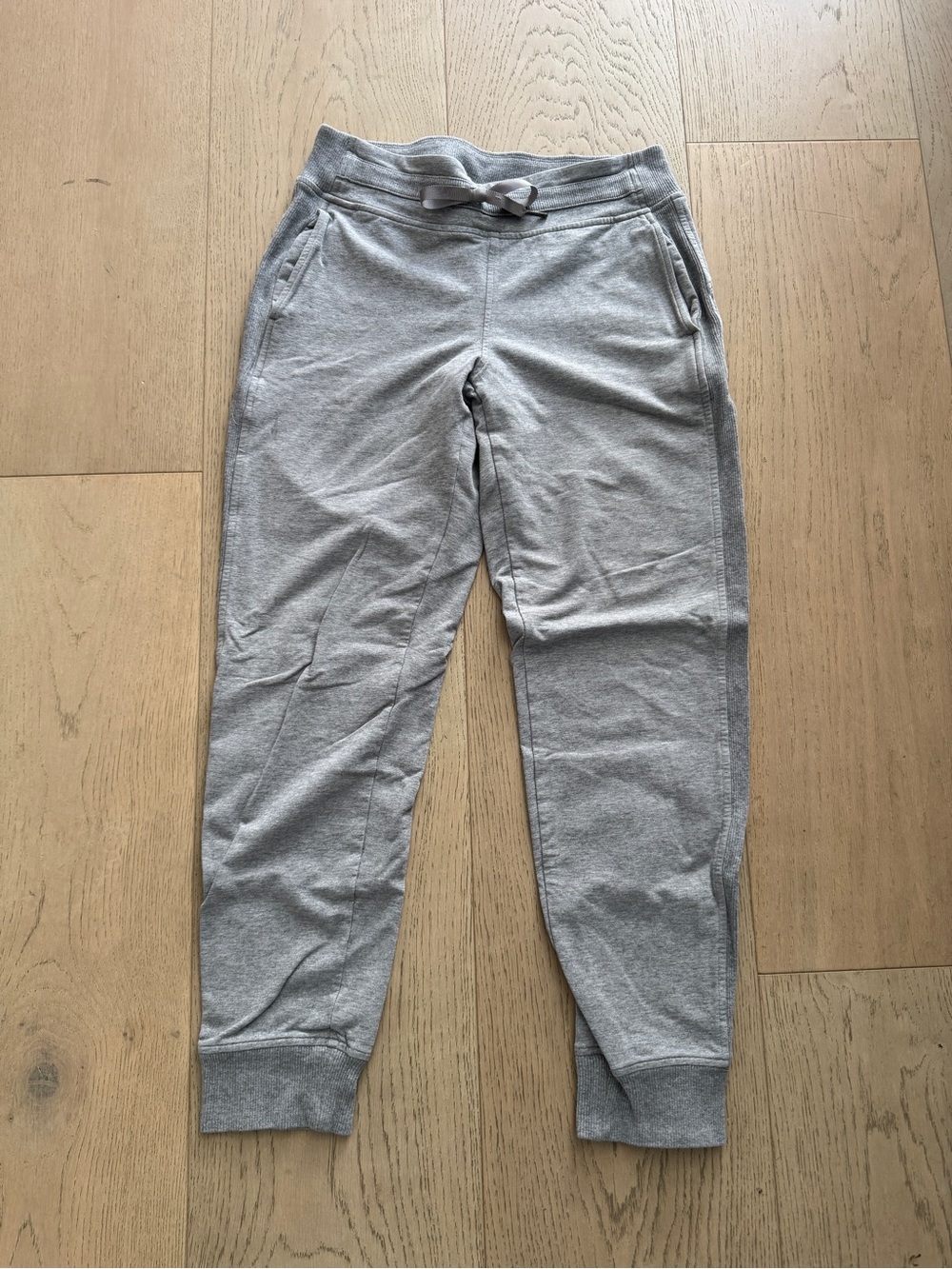 Lululemon Light Gray Drawstring Jogger Sweatpants - 6